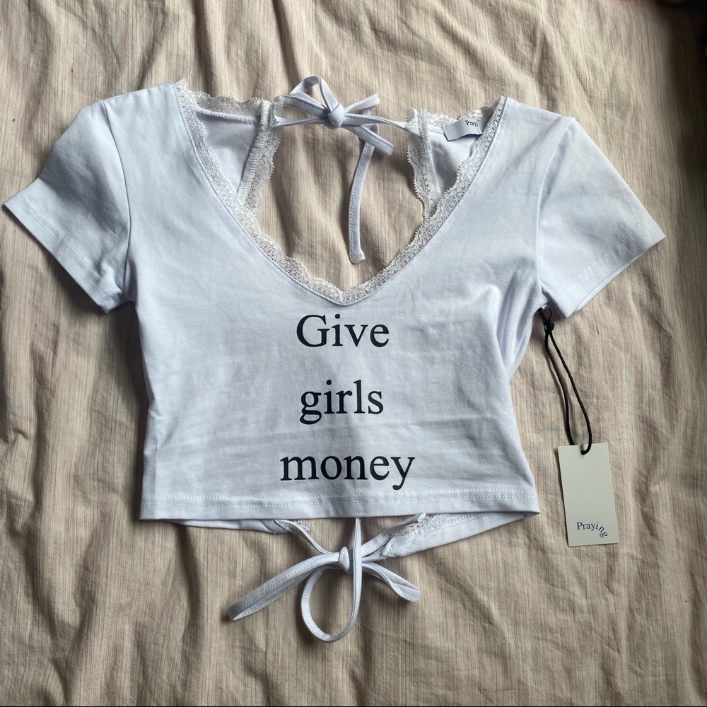 praying give girls money tieback top